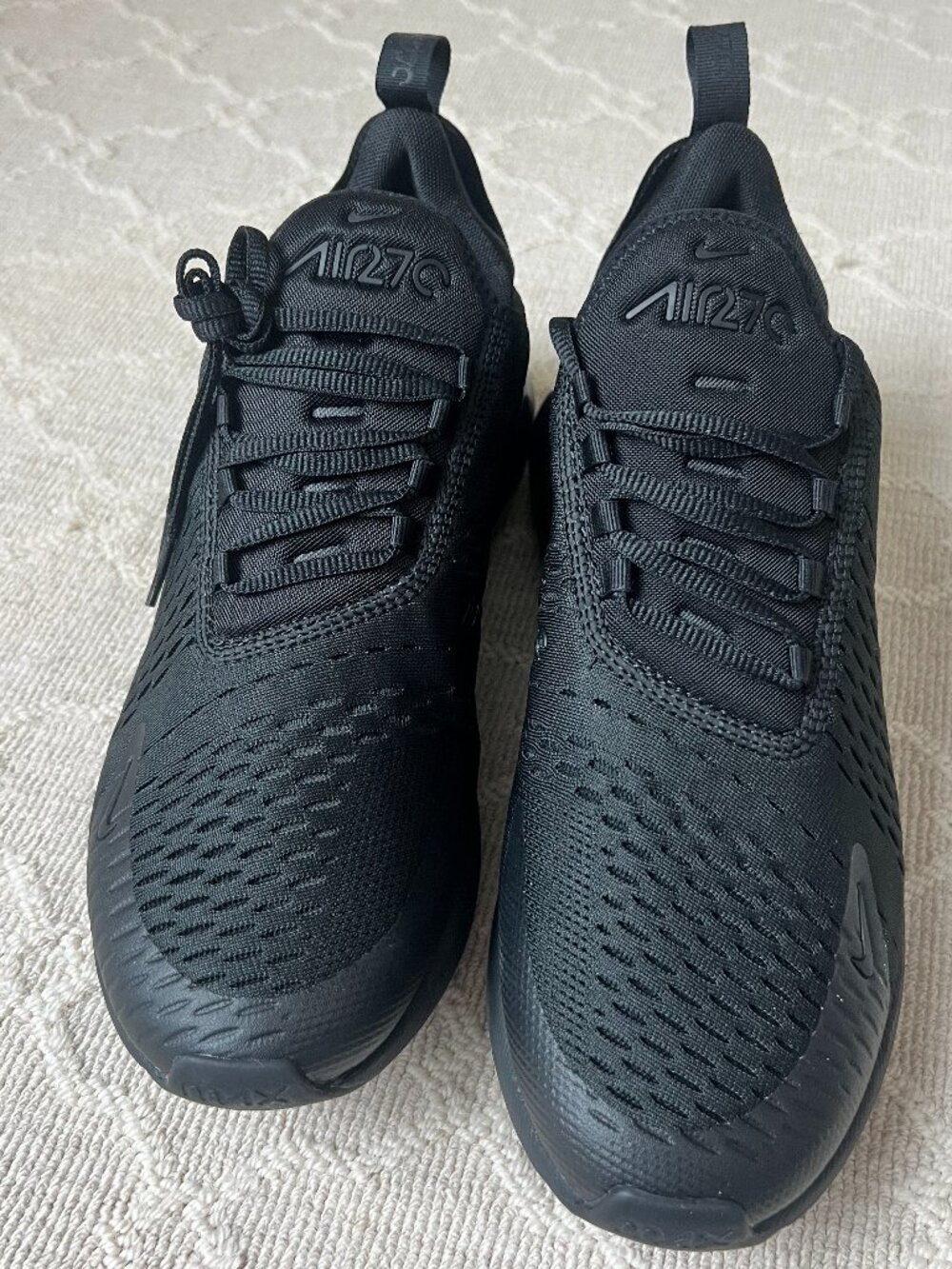 Nike Air Max 270 Triple Black Men’s Size 10.5 New in Box AH8050-005